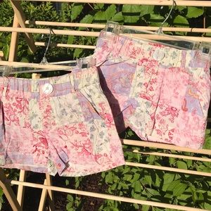 Vintage patterned twin shorts like new